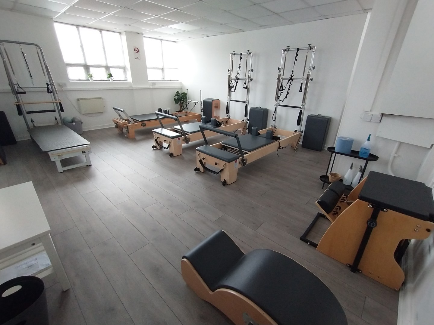 Inside PEÉK Pilates Studio